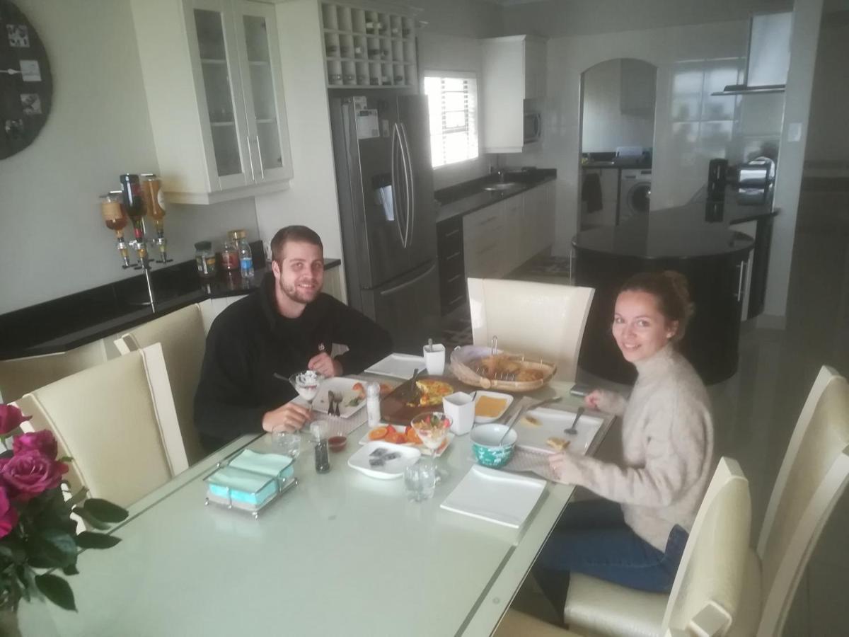 Jojo'S Bnb Mosselbaai Buitenkant foto