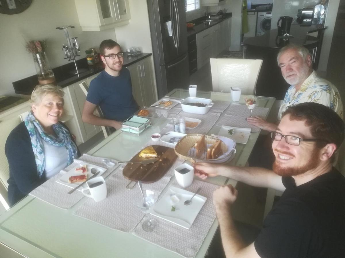 Jojo'S Bnb Mosselbaai Buitenkant foto